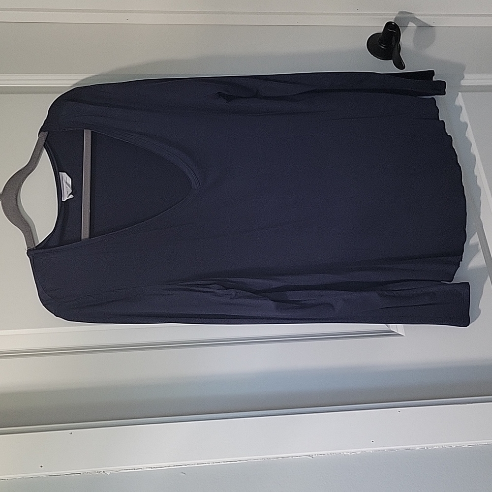 Long sleeve from dry goods